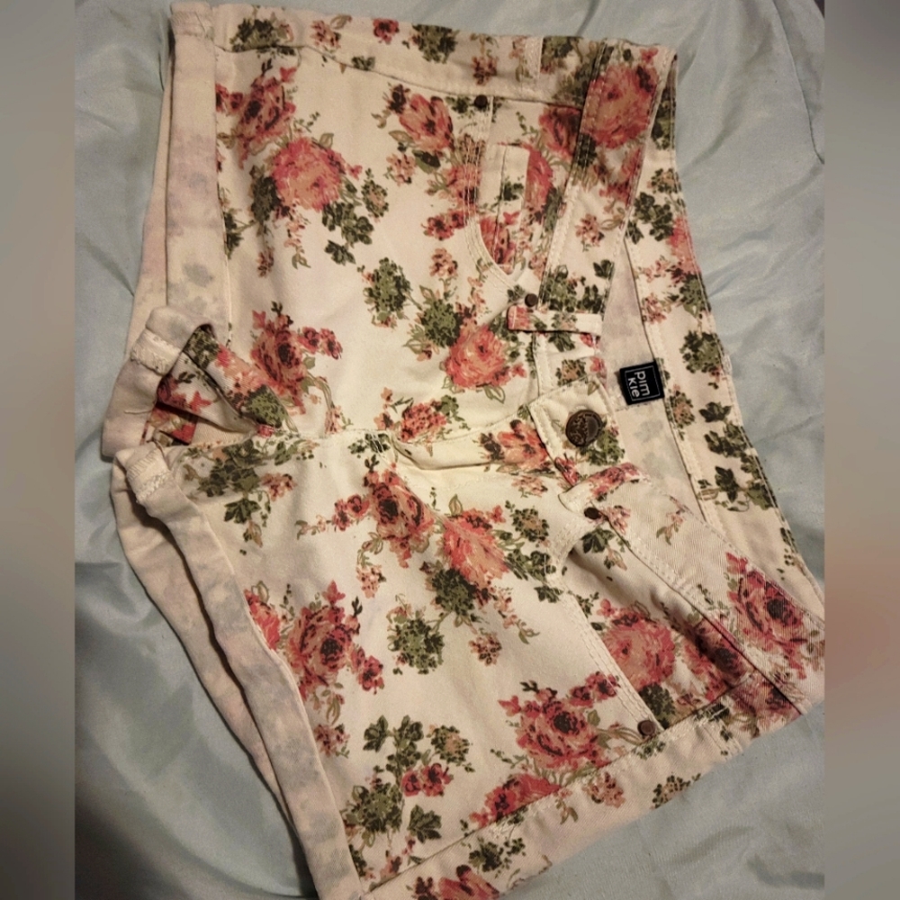 Pimke Floral Shorts